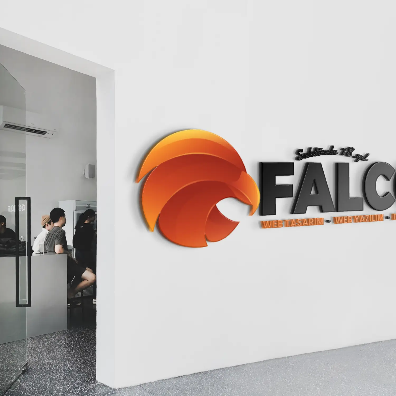 İletişim Falcon Web Tasarım Ofis Resmi 3